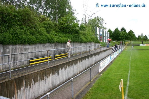 Mühlwegstadion - Oberhausen-Rheinhausen