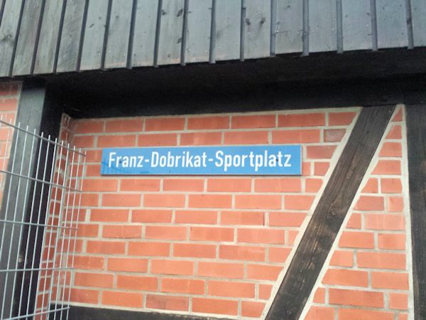 Franz-Dobrikat-Sportplatz - Halver