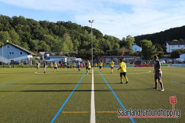 Sportplatz am Bahnhof - Contwig