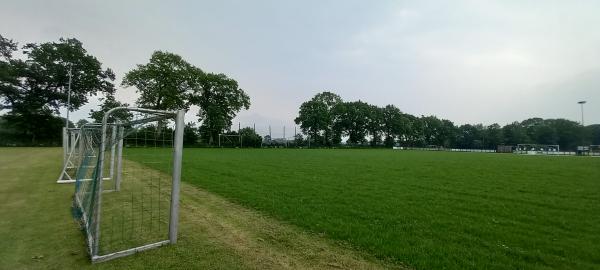 Sportplatz an der Schule B - Schafstedt