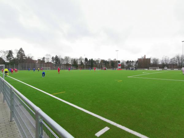 Paul-Luckow-Stadion Nebenplatz - Reinbek