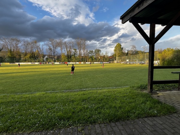 Sportplatz am Schwimmbad - Windesheim