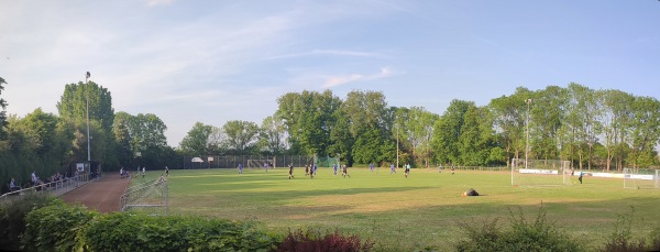 Sportplatz an den Seen - Nordstemmen-Rössing