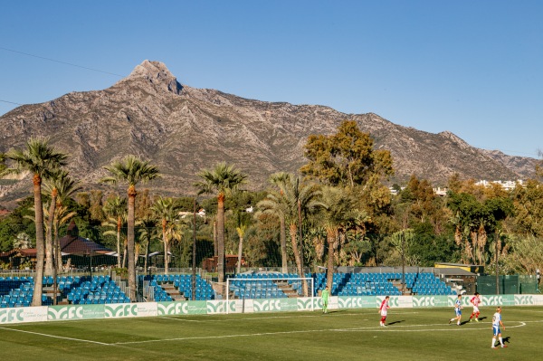 Banús Football Center Campo 1 - Marbella, AN