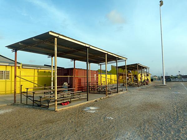 Dakota Neighborhood Sports Center - Oranjestad