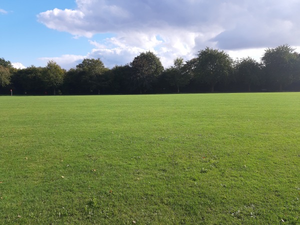 Morris Playing Fields - London Colney, Hertfordshire