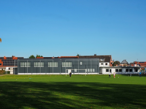 Stadion an der Gieseler Nebenplatz - Lippstadt-Bökenförde