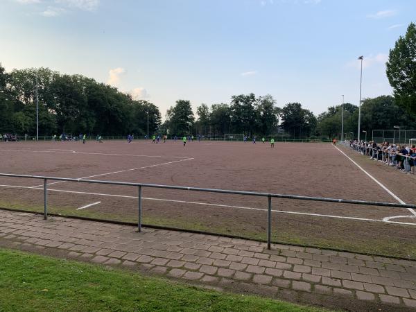 Stadion Bergheim Nebenplatz 1 - Duisburg-Rheinhausen-Bergheim