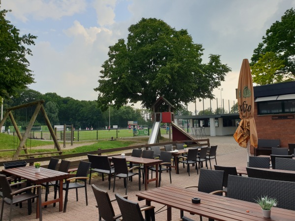 Sportanlage Neusser Weg Platz 2 - Düsseldorf-Lohausen