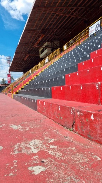 Estadio Alejandro Morera Soto - Alajuela