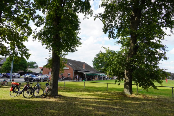 Sportplatz Hoitlingen - Tiddische-Hoitlingen