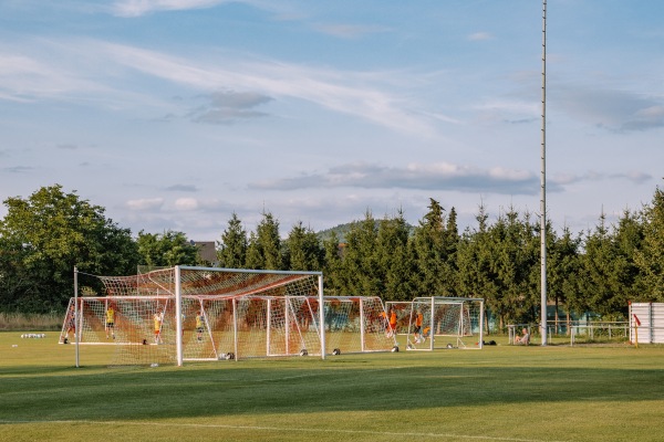 Sportanlage Pfarrer-Starostzik-Straße - Eggolsheim-Neuses