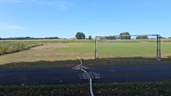 Sportplatz an der Turnhalle B - Andervenne