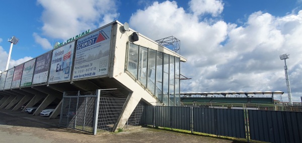 VfL-Stadion am Elsterweg - Wolfsburg-Hesslingen