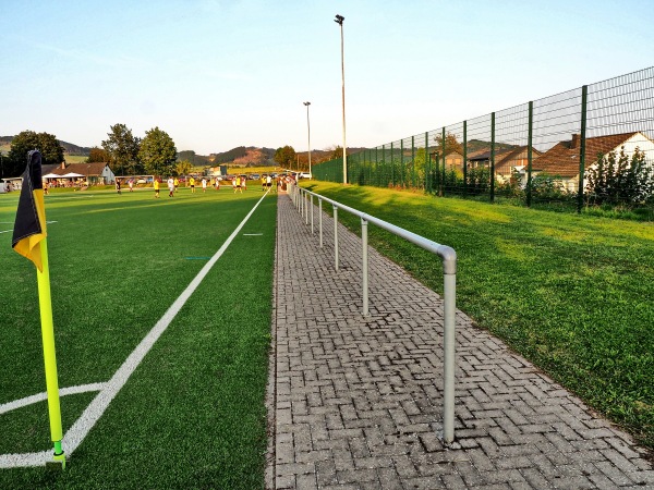 Sportplatz Am Sonnenhang - Schmallenberg-Gleidorf