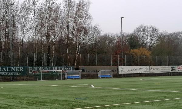 Sportzentrum Heiligenrode B-Platz - Stuhr-Heiligenrode