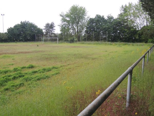 Sportplatz Flacht - Flacht/Aar