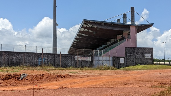 Stade Municipal Dr. Edmard Lama - Rémire-Montjoly