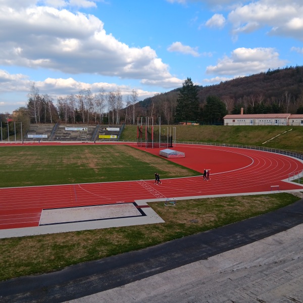 Atletický stadion Karlovy Vary - Karlovy Vary-Tuhnice