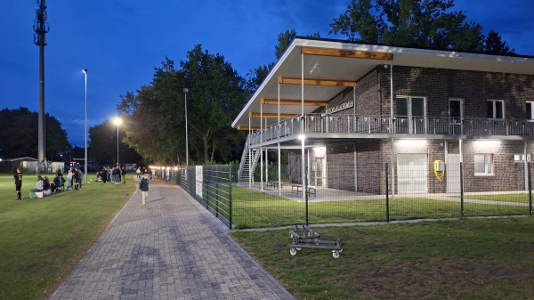 Sportpark Flachsmeer C-Platz - Westoverledingen-Flachsmeer