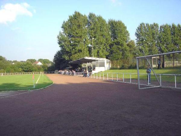 Karl-Hirsch-Stadion der Bezirkssportanlage Zur Burkuhle - Bochum-Kornharpen