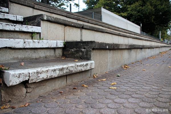 Robert-Schlienz-Stadion - Stuttgart-Bad Cannstatt