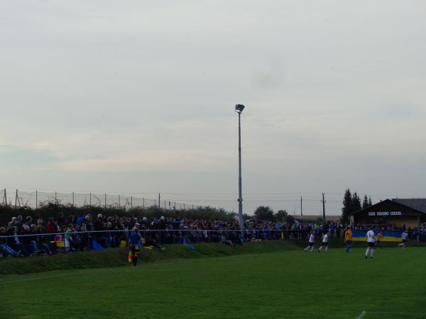 Sportplatz Heldenberg - Heldenberg