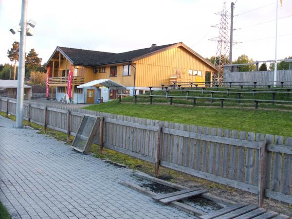 Tolnes stadion kunstgress - Skien