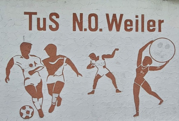 Sportplatz auf dem Strauben - Burgbrohl-Niederoberweiler