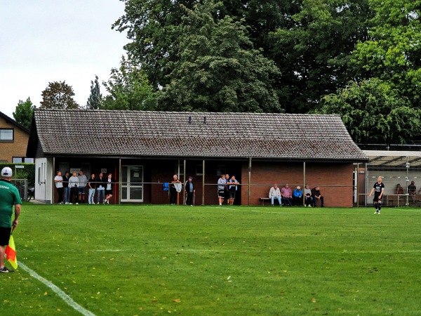 Sportplatz Rotdornweg - Delbrück-Sudhagen
