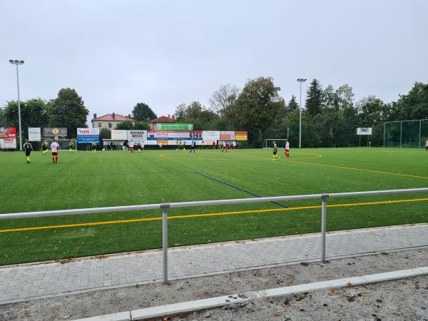 Sportplatz an der Bahnbrücke - Dallgow-Döberitz