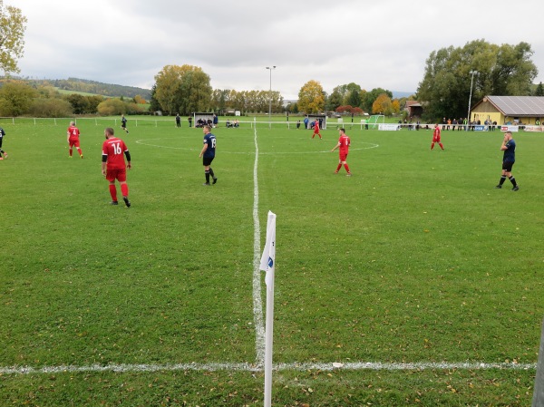 Sportplatz Marisfeld - Marisfeld