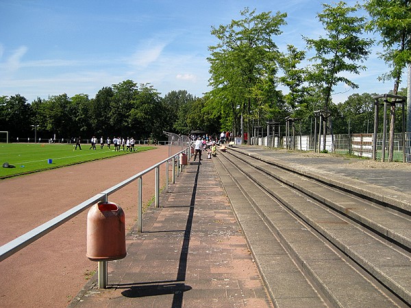 Bezirkssportanlage Vennhauser Allee - Düsseldorf-Eller