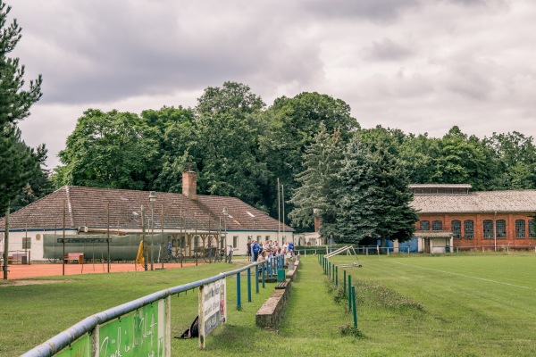 Friedrich-Ludwig-Jahn-Sportplatz - Tangerhütte
