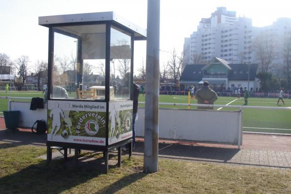 Sportplatz Stubenrauchstraße - Berlin-Rudow