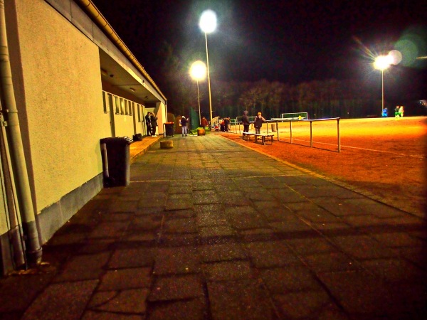 Sportplatz Wilkhausstraße - Wuppertal-Hatzfeld