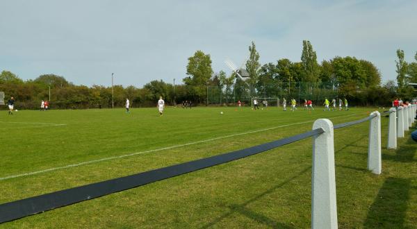 Sportplatz an der Mühle - Hannover-Anderten