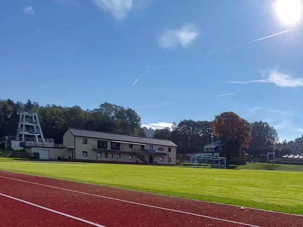 Sportplatz Am Schwimmbad - Markneukirchen