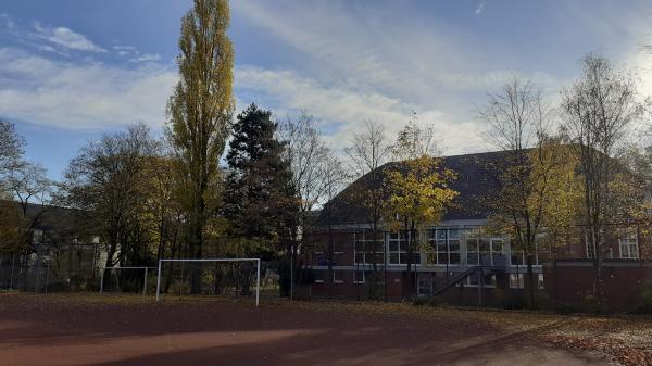 Sportplatz Klinikweg - Hamburg-Barmbek