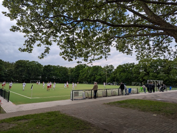 Sportplatz Gröppersgasse - Köln-Rath