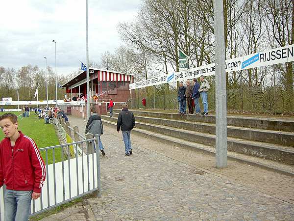 alte Tribüne