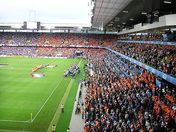 STADE DE SUISSE Wankdorf Bern - Bern STADE DE SUISSE Wankdorf Bern - Bern