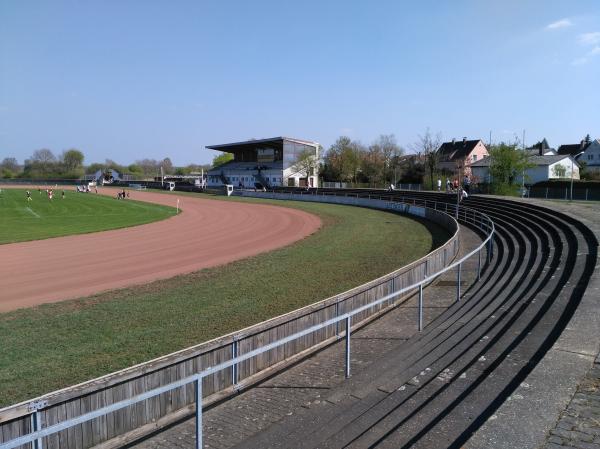 Anton-Treffer-Stadion - Neustadt/Donau