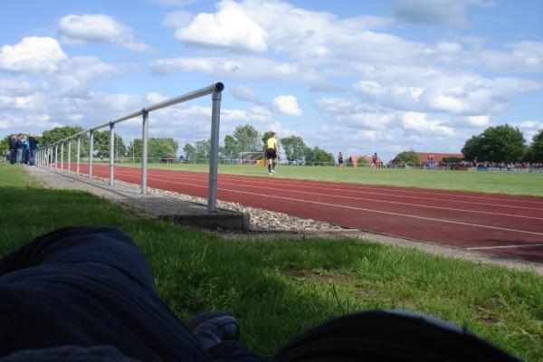 Sportanlage Am Eichholz - Waldeck-Sachsenhausen