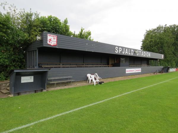 Spjald Stadion - Spjald 
