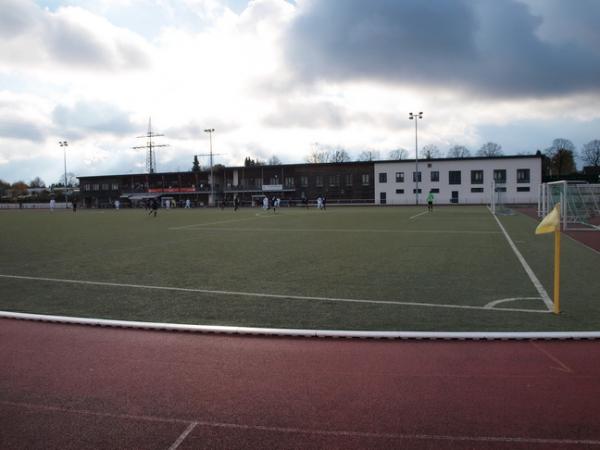 Ernst-Adolf-Sckär-Sportplatz - Velbert-Tönisheide