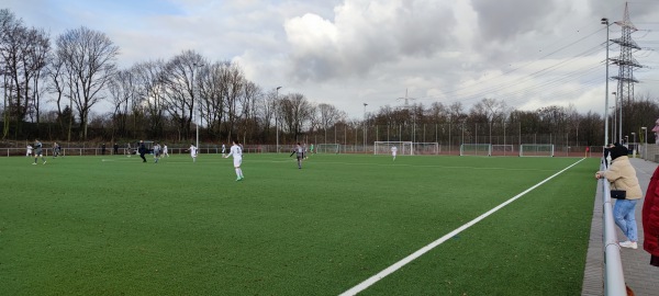 Bezirkssportanlage Warbruckstraße II Platz 2 - Duisburg-Marxloh