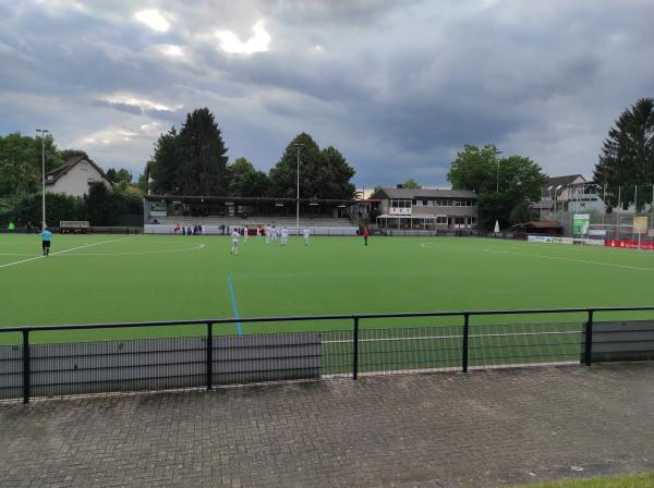 Willi-Vieler-Stadion - Iserlohn-Oestrich