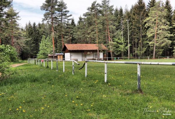 Sportplatz Peterssteig - Burladingen-Starzeln