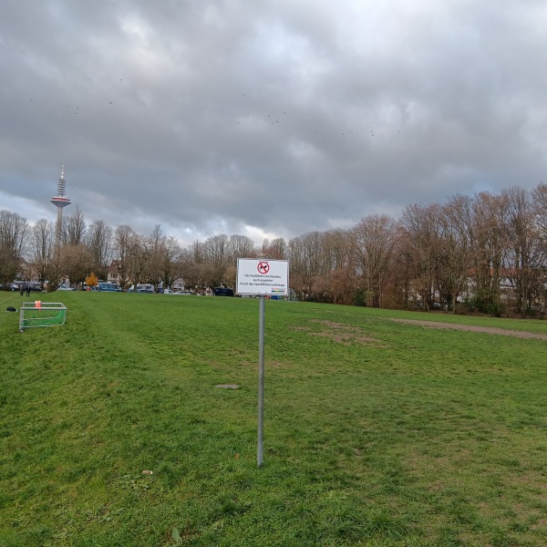 Sportanlage Bertramswiese Platz 3 - Frankfurt/Main-Dornbusch